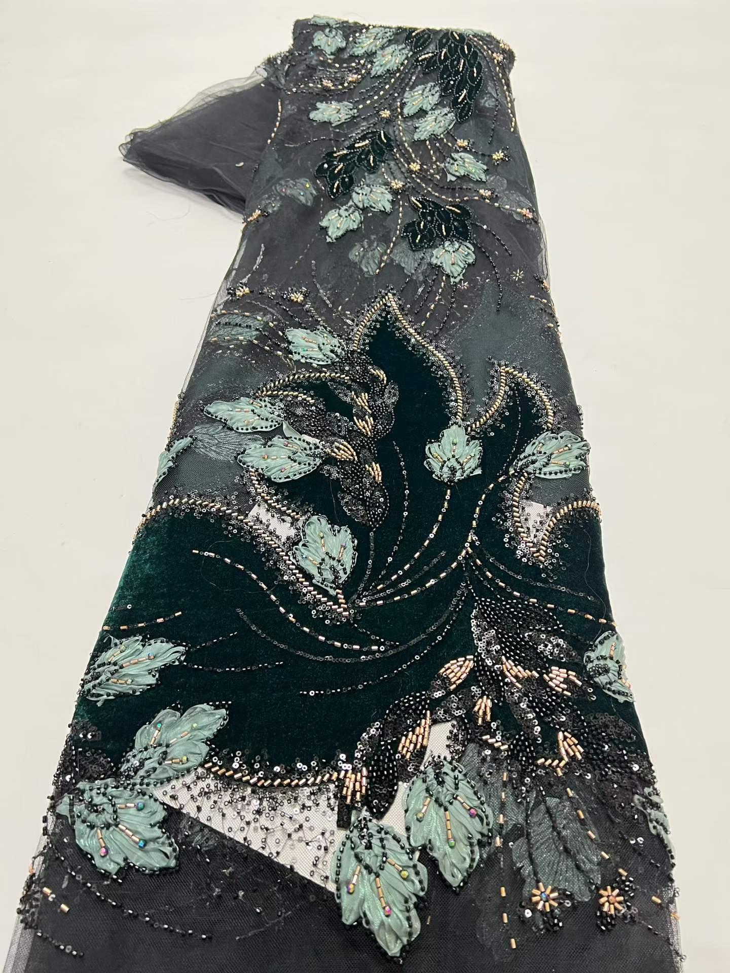 グリーンニュースタイルアフリカンベルベット刺繍ビーズレース生 - Sewing Velvet Fabric のレビューと価格